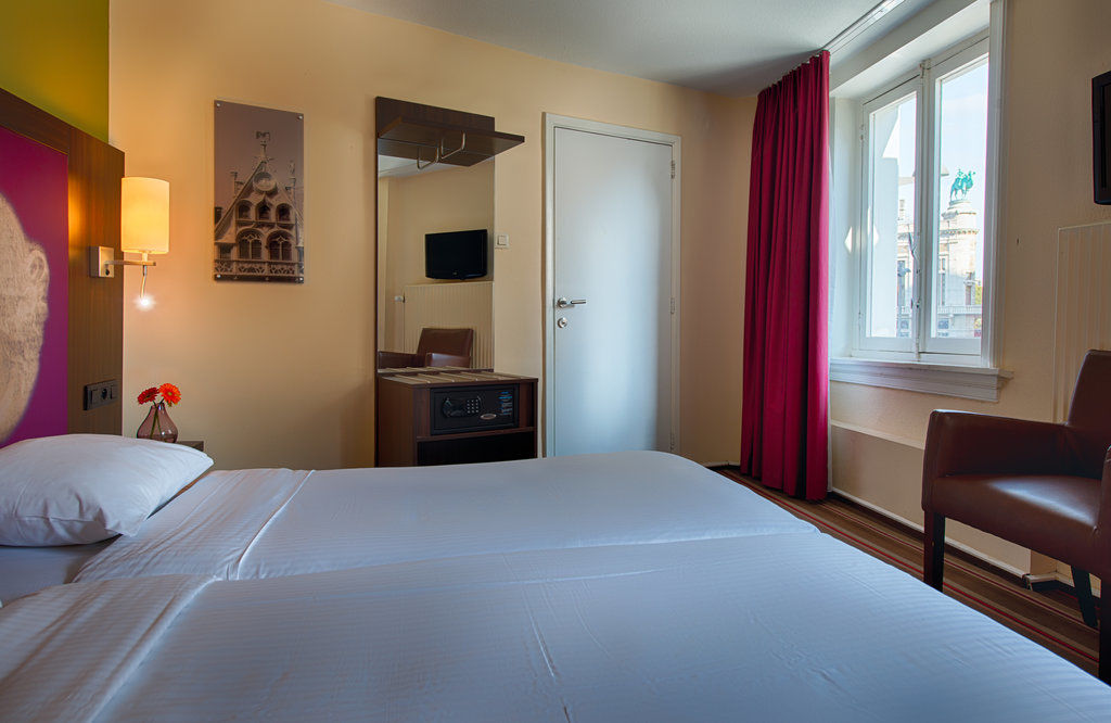 Leonardo Hotel Antwerpen Luaran gambar