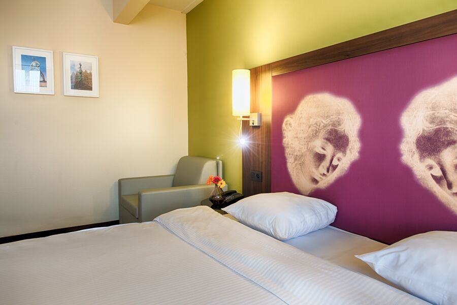 Leonardo Hotel Antwerpen Luaran gambar
